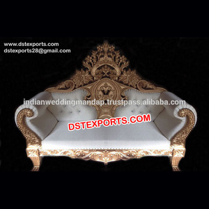 Sofá de escenario tallado dorado para boda real, dos plazas, de diseñador - Product Image 1