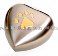 Recuerdo de corazón pequeño para mascotas, urna de cremación de Brassworld, suministros funerarios de la India - Product Image 5