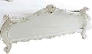 Lit sculpté Antique de Meubles de Style Français de Luxe - Product Image 2