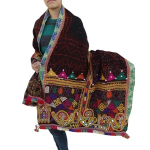 Châle bohème vintage brodé à la main, couverture banjara en laine, vente en gros, 1 pièce - Product Image 1