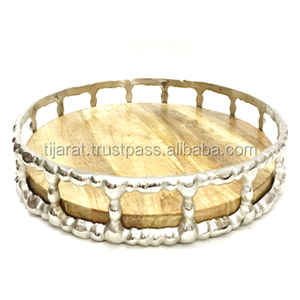 Nouvelle tendance Plateau en fer décoratif de service de forme classique et élégante pour la décoration de table à manger de mariage avec logo personnalisé - Product Image 1