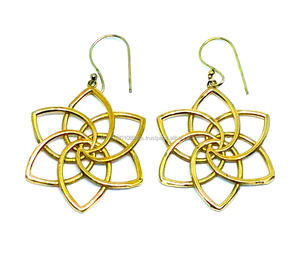 Pendientes de flores para mujer, aretes de gota de latón hechos a mano, sin níquel, 2017 - Product Image 1