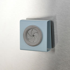 Colgador de toalla de pared con diseño de imán de forma cuadrada elegante - Product Image 1