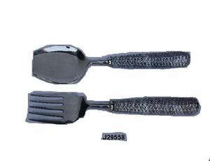 Ensemble de serveurs à salade en acier avec manche tressé, couverts faits à la main, cuillère à salade et fourchette à salade en acier - Product Image 3