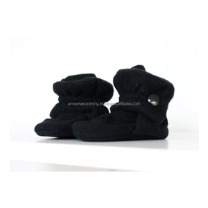 Jarretière à personnaliser pour bébé, bottes Zutano en coton biologique, ensemble pour nouveau-né fille, doux, biologique et en coton, tailles disponibles, collection hiver - Product Image 1