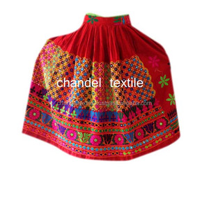 Jupe vintage en coton ethnique Banjara Rabari Kuchi multicolore rose broderie décontractée grande taille taille naturelle à collectionner - Product Image 2