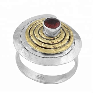 Anillo de moda étnico hecho a mano de Plata de Ley 925 con ajuste de bisel clásico de piedras preciosas granate cortado para fiestas de boda o regalos - Product Image 2