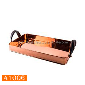 Bandeja ovalada antigua de cobre martillado, con mango de latón - Product Image 3