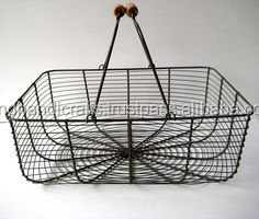 Venta al por mayor de malla de alambre de metal para cubiertos con mango de madera cesta de alambre de almacenamiento para la cocina del hogar - Product Image 3