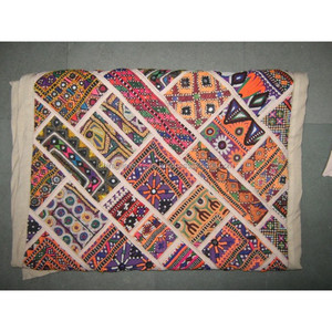 Camino de Mesa Indio, Decoración de Habitación, Tela Bordada, Patchwork de Algodón, Mesa de Comedor, Multicolor, Hecho a Mano, Decorativo - Product Image 5