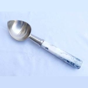 Hot <b>Sale</b> Ice Cream Spoon Party High Quality Ice Cream Scoop With White <b>Shaded</b> Resin Handle Restaurant Hotel Used Flatware Set - Product Image 4