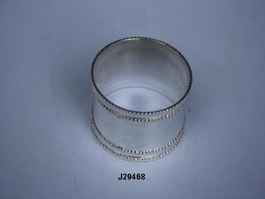 Servilletero de latón con chapado en plata e Incrustaciones de nácar Servilletero de metal de lujo para decoración de vajilla de boda - Product Image 3