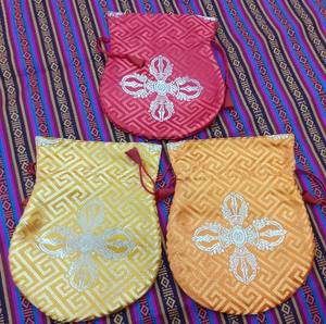 Pochette en soie pour la prière bouddhiste, sacs et étuis à usage spécial - Product Image 2