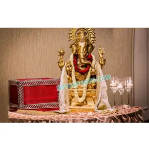 Lord Ganesha Standbeeld Voor Bruiloft Radha Krishan Fiber Standbeeld Bruiloft Entree Standbeelden