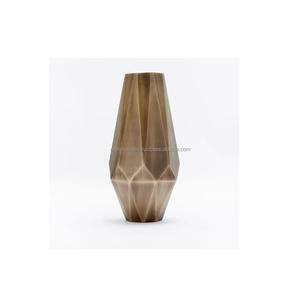 Vase à fleurs en cristal transparent, Pot de fleurs en métal, nouveau Design, disponible en vente en gros, planificateurs de prix - Product Image 3