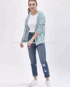 Nouvelle vente chaude en gros Offres Spéciales femme mode personnalisé 100% coton tissu blanc fermeture éclair respirant coton sweats à capuche - Product Image 4