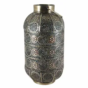 Linterna marroquí con hoja de Metal, con acabado de latón antiguo, forma cilíndrica, diseño de malla de flores para decoración del hogar