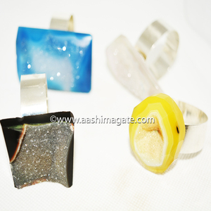 Nouvelle Arrivée Feng Shui Style Fantaisie Véritable Agate Serviette Anneau Pierre Précieuse Décoration de La Maison avec Mascotte Design - Product Image 2