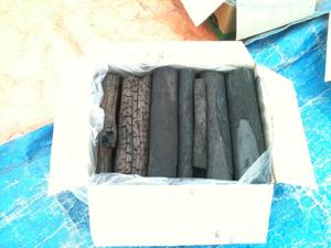 Meilleur prix charbon de bois noir écologique 100% pour barbecue avec carbone fixe de 68 à 70% et temps de combustion de 2.5 à 3 heures - Product Image 4