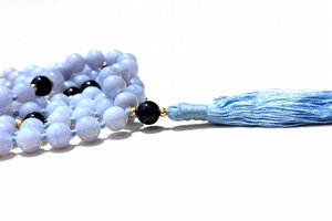 Collier Mala long en agate bleue de 8 mm à facettes, perles de qualité supérieure, avec tourmaline noire, fait à la main, bijoux en pierres précieuses unisexe pour le bouddhisme - Product Image 6