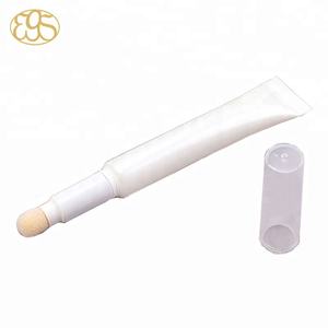 Applicateur en éponge floquée pour gloss à lèvres cosmétique en tube - Product Image 3