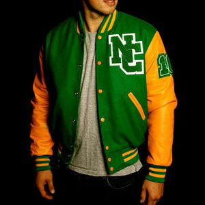 Soyez le premier à écrire un avis pour School/College Letterman Varsity Jackets! Caractéristiques respirantes et grande taille! - Product Image 1