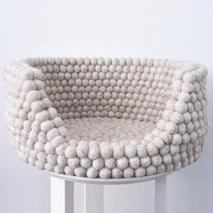 FDH-003 Eco-friendly Nepalese Handcrafted Solid Pattern <b>Dog</b> Beds New Zealand Wool Felted Cozy Artisan Pet Houses - Product Image 2