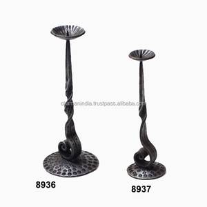 Portavelas forjado a mano - Product Image 1