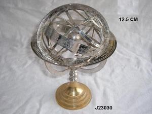 Armillario con acabado antiguo hecho en latón, decoración Náutica para el hogar, estilo náutico, decoración para el hogar de Metal - Product Image 6