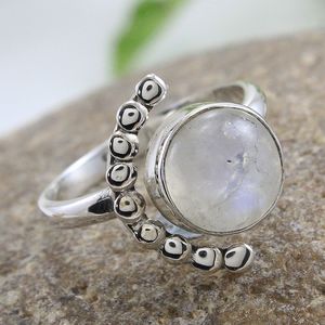 ตกแต่งแนวโน้ม925แหวนเงินสเตอร์ลิงรุ้งมูนสโตนพลอยแหวนขายส่งแฟชั่นพลอยเครื่องประดับเงิน - Product Image 2