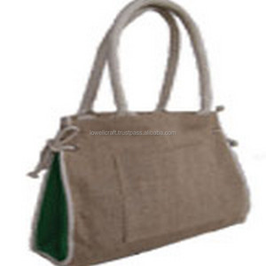 Bolsa de Compras LowellCraft de Yute Verde y Beige con Asa de Cuerda y Cierre de Cordón, Tamaño Mediano para Uso Nocturno - Product Image 3