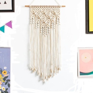 Nouvelle décoration murale en macramé tissée à la main par un designer, avec du coton biologique, design moderne, décoration de maison écologique - Product Image 4