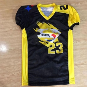 เสื้อฟุตบอลแบบกำหนดเองสำหรับผู้ชาย สีดำเหลือง คอวี แขนสั้น ผ้าตาข่ายระบายอากาศ ทรงพอดีตัว สำหรับผู้ใหญ่ ทุกฤดูกาล - Product Image 1