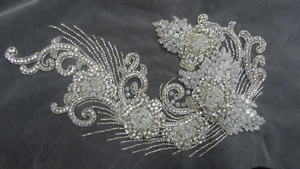 Bộ Sưu Tập Đồ Trang Trí Và Miếng Vá Pha Lê Thủ Công Mới Nhất Của Ấn Độ 2020-21 - Product Image 4