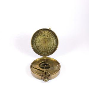 Calyron fait à la main Vintage finition laiton boussole étui en cuir nautique Style européen nouveauté cadeau pour randonnée Camping noël - Product Image 5
