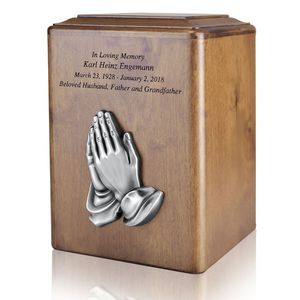 Urne funéraire en bois style américain avec main en prière - Main argentée - Product Image 2