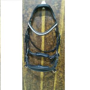 Bride d'équitation western équestre en cuir PVC anatomique avec logo personnalisable durable pour les courses Bride de cheval personnalisée avec logo personnalisé - Product Image 1