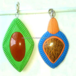 Pendentif tibétain fait à la main avec bijoux en cristal de pierre d'agate d'Inde - Product Image 1