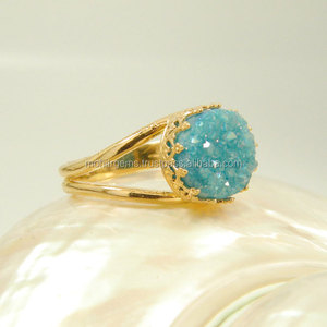Anillo ajustable de ágata con forma redonda, anillo de corte de cóctel hecho a mano - Product Image 1
