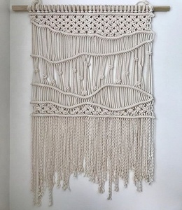 Suspension murale en macramé nouée à la main Cordes en coton Décoration d'intérieur Design moderne Fait à la main Tissu respectueux de l'environnement Emballé dans une boîte cadeau - Product Image 6