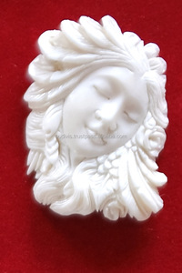 Fine Detail Sculpté À La Main Os Esprit Pendentif Exportation Qualité Enfants Mode Pendentifs Charmes Cadeau - Product Image 6