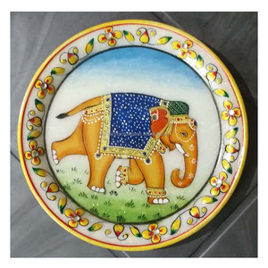 Assiettes en marbre incrustées de peinture dorée - Product Image 1