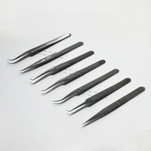Pinces à cils professionnelles personnalisées pour volume russe, pointe en acier inoxydable durable anti-magnétique, emballage personnalisé avec logo pour cils - Product Image 5