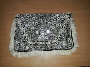 กระเป๋าคลัทช์ลูกปัดแบบแฮนด์เมดสำหรับผู้หญิงออกแบบโดยดีไซเนอร์ชาวอินเดียกระเป๋าคลัทช์สำหรับงานปาร์ตี้ตอนเย็นสไตล์โบฮีเมียนขายส่ง - Product Image 6