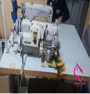 Machine à coudre à triple aiguille tissage vietnamien cheveux raides cheveux humains vierges naturels - Product Image 1