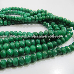 El mejor corte de 5 a 6mm, cuentas de Esmeralda redondas, hebras de corindón verde facetadas, piedra preciosa - Product Image 1