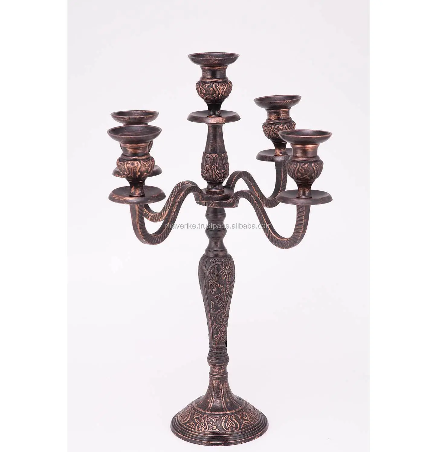 Candelabros de cobre antigo com suporte decorado com 5 braços para festas e eventos, artesanal da Índia