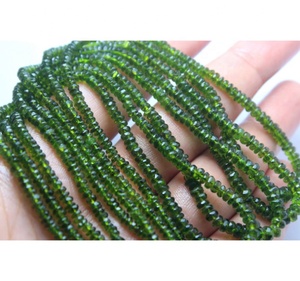 Cuentas de turmalina verde Natural, facetadas, redondas, 18 pulgadas - Product Image 1