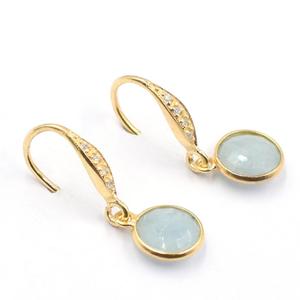 พลอยสีฟ้าขนาด25ถึง26มม. พร้อมสายหูเซอร์คอนทรงกลมทำจากเงินตัวเรือนชุบทอง - Product Image 2