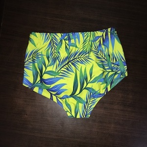 Shorts personalizados con cordón ajustable - Product Image 4